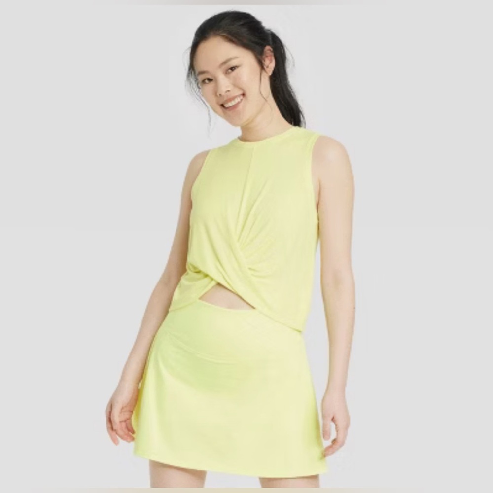 all in motion front fold crop rib tank